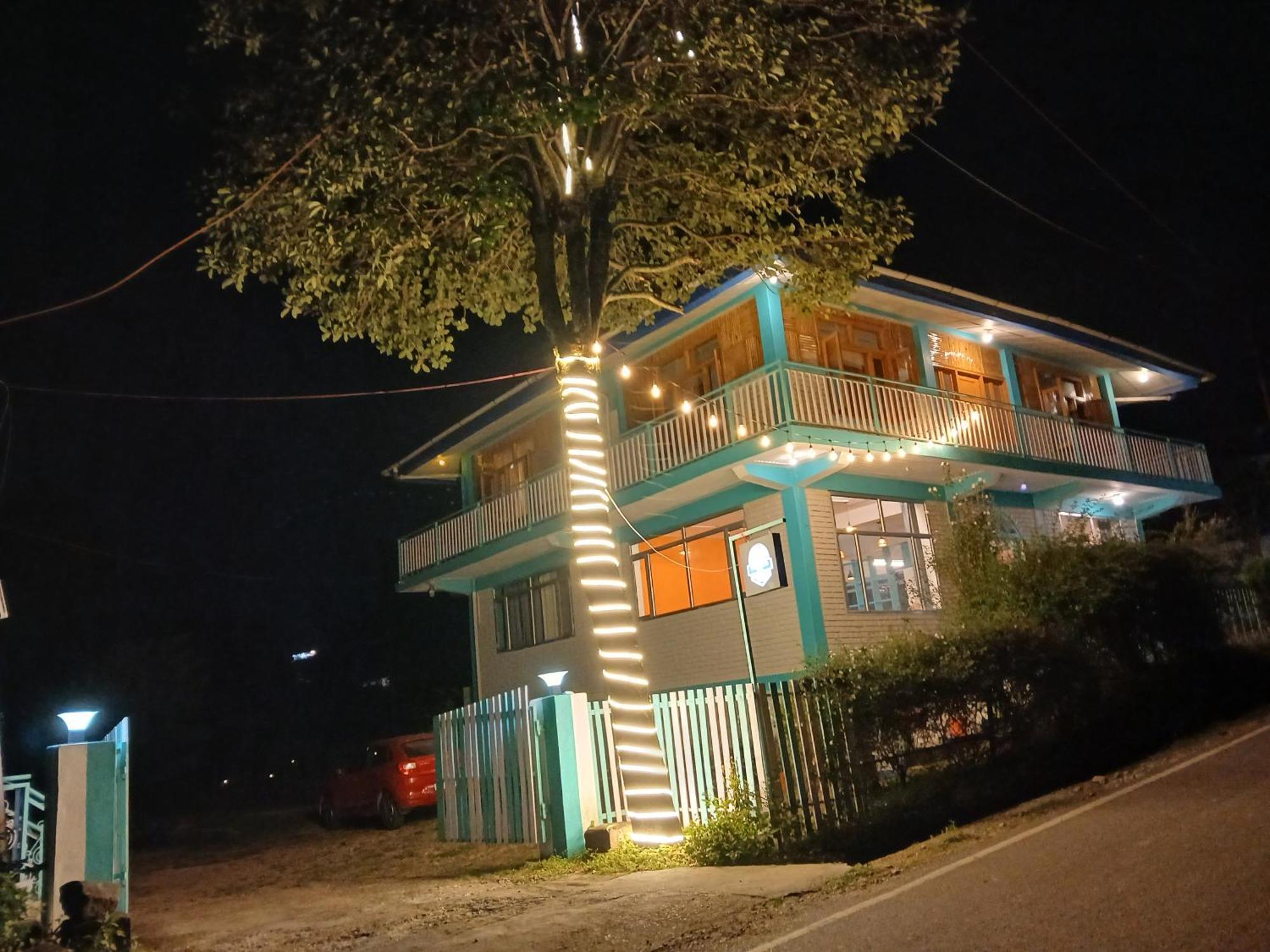 The Hood Hotel Bir  Exterior photo